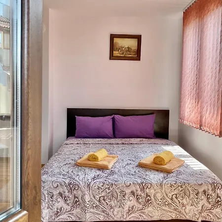 Bright For 4 In Apartmán *