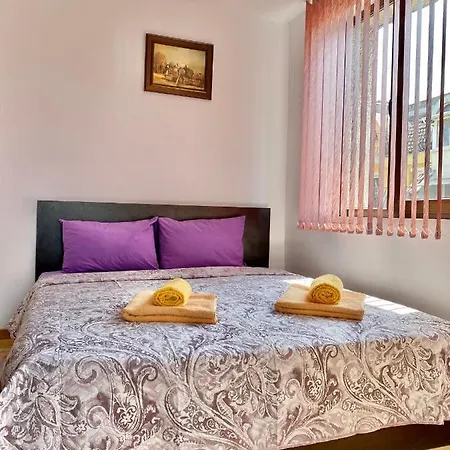 Bright For 4 In Apartmán