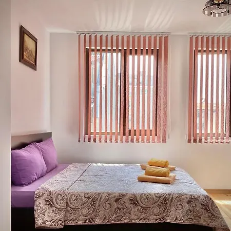 Bright For 4 In Apartmán